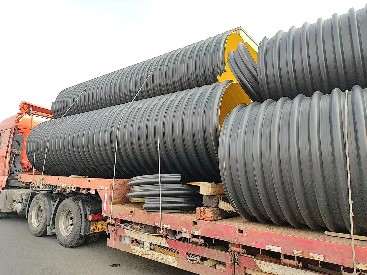 HDPE鋼帶波紋管與雙壁波紋管優(yōu)劣對比